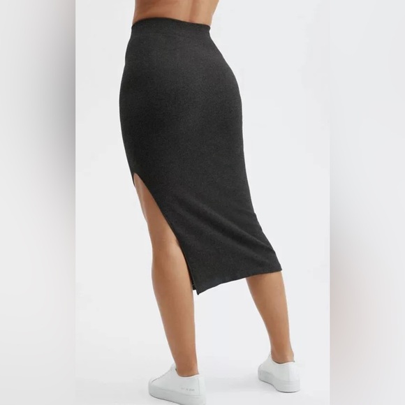 Fabletics Women’s Cloud Seamless High Waisted Midi Pencil Skirt Black Heather XL - Picture 2 of 13